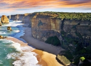 开云体育官方网站-英超争冠之夜，当聚光灯最炙热，萨内的星光为何更璀璨？