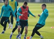 开云体育下载-国际米兰球员集中训练备战下一场比赛