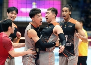 开云体育官网-包含国内联赛争夺激烈：各队实力均衡，胜负未定的词条