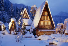 开云体育中国-钢铁花瓣与暗夜吐蕊——篮球宇宙的暴力美学诗篇