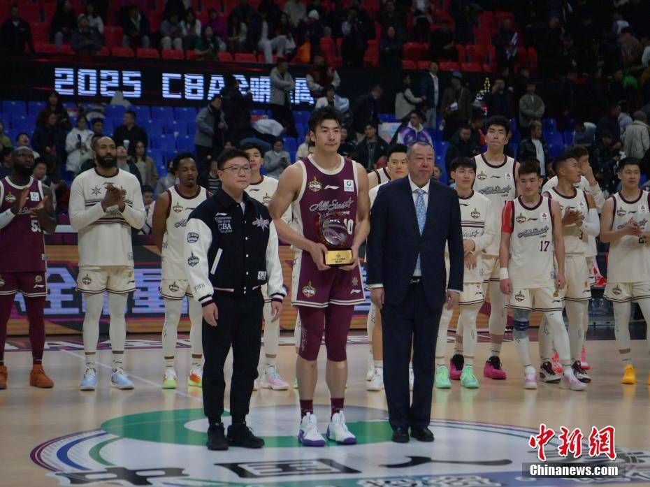 包含东西部明星队将在全明星赛上展开对决的词条 包含东西部明星队将在全明星赛上展开对决的词条