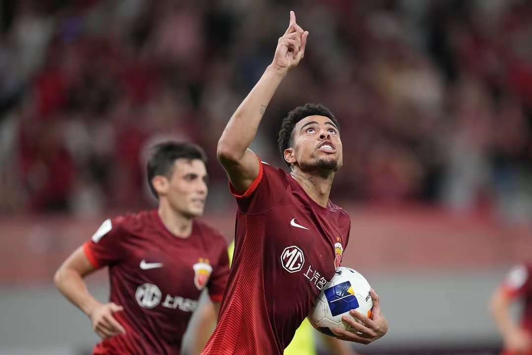 上海上港主场胜利!延禧助攻邓涵文破门绝杀的简单介绍 上海上港主场胜利!延禧助攻邓涵文破门绝杀的简单介绍