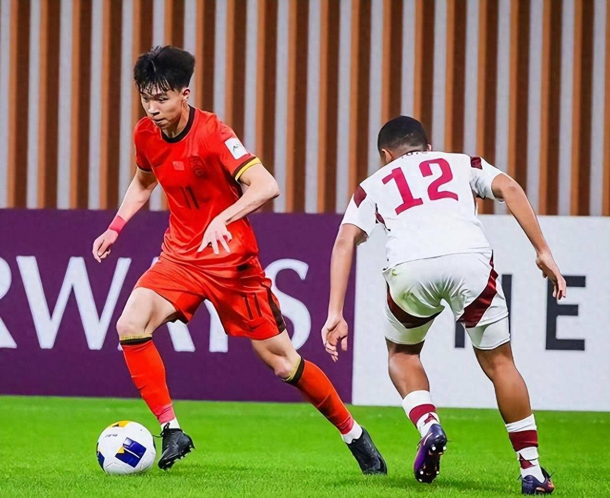 欧洲俱乐部签下亚洲新星,引领球风变革 欧洲俱乐部签下亚洲新星,引领球风变革