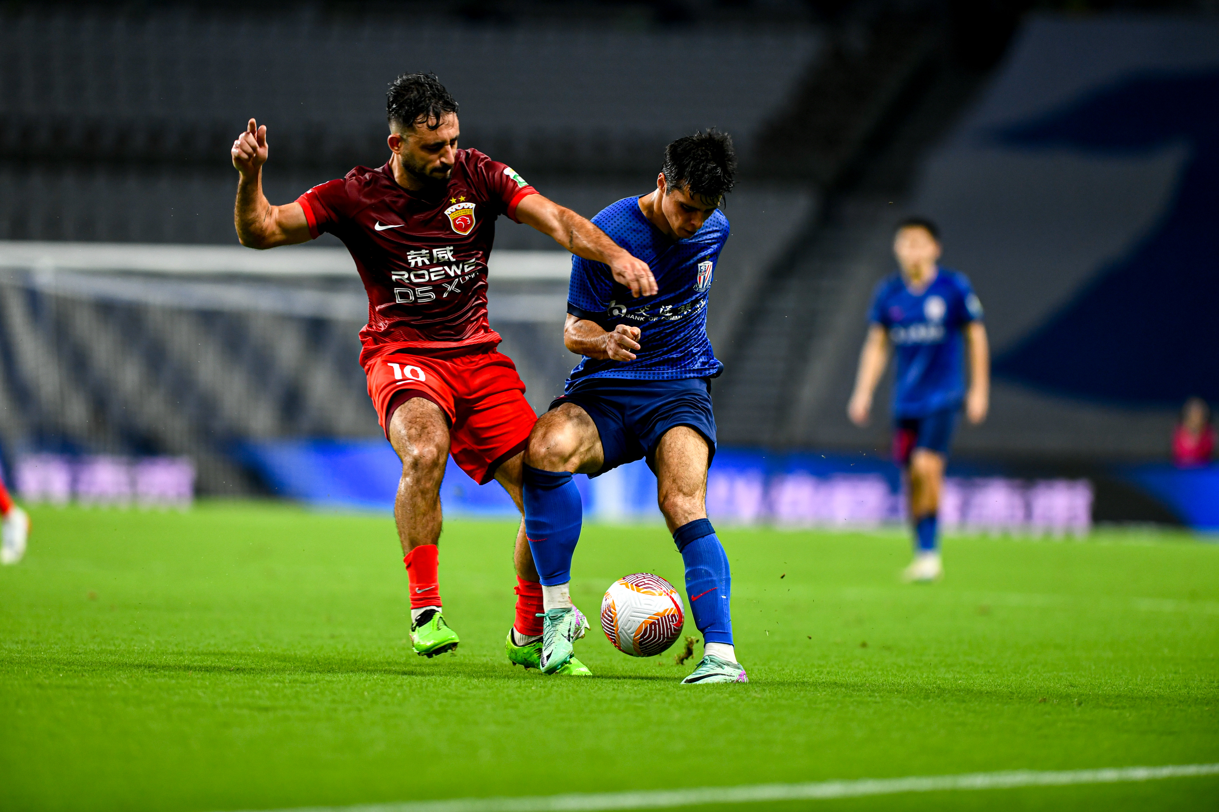 关于上海申花队努力训练,期待新的胜利的信息 关于上海申花队努力训练,期待新的胜利的信息