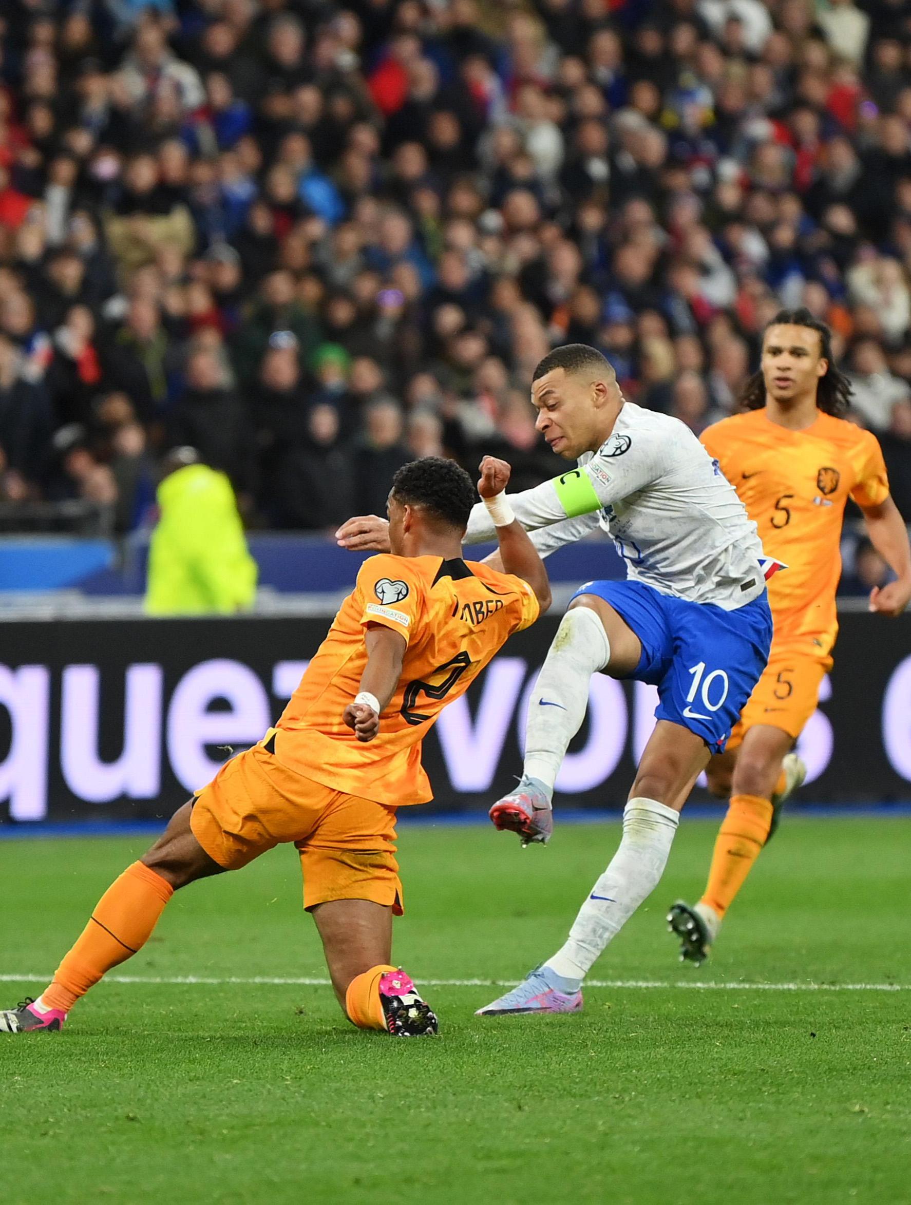 关于法国力克挪威，姆巴佩梅开二度成为全场最佳的信息