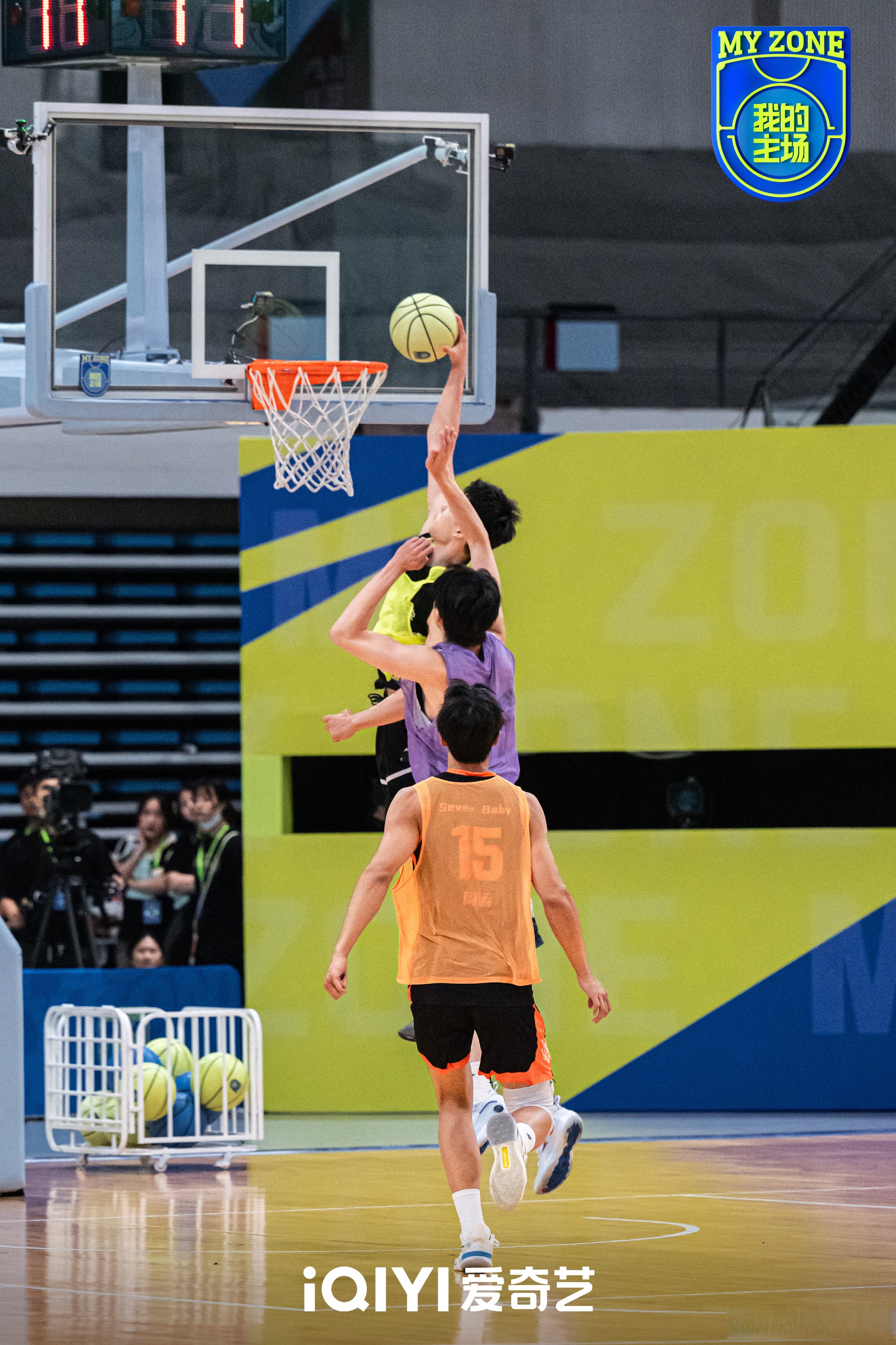 包含力拼球风,球员们备战全力以赴迎接挑战的词条 包含力拼球风,球员们备战全力以赴迎接挑战的词条