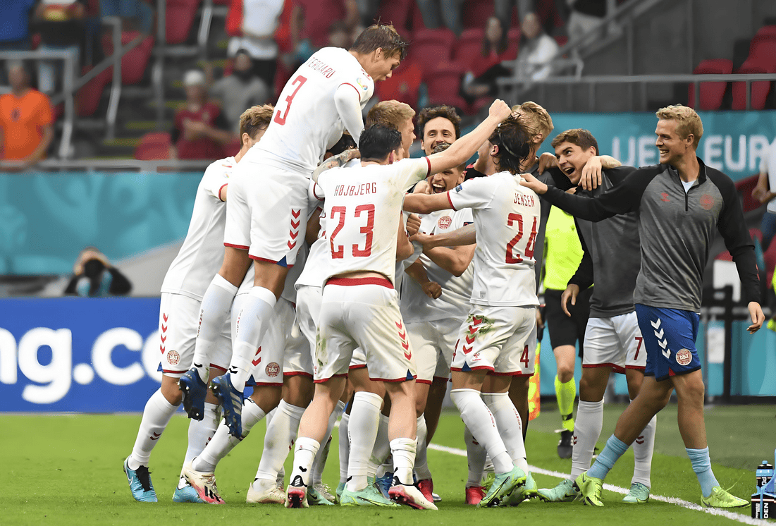 塞尔维亚足球队在国际比赛中实现完美表现