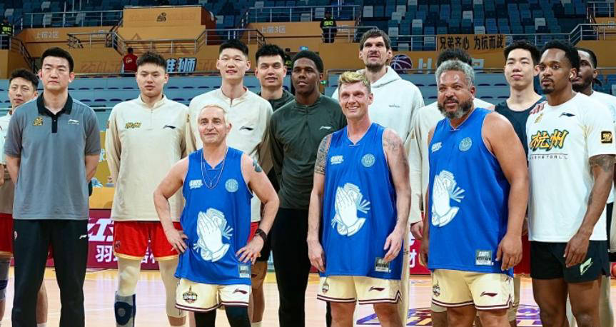 雄狮队凭借内线优势获胜,球队展现出强大攻击力的简单介绍 雄狮队凭借内线优势获胜,球队展现出强大攻击力的简单介绍