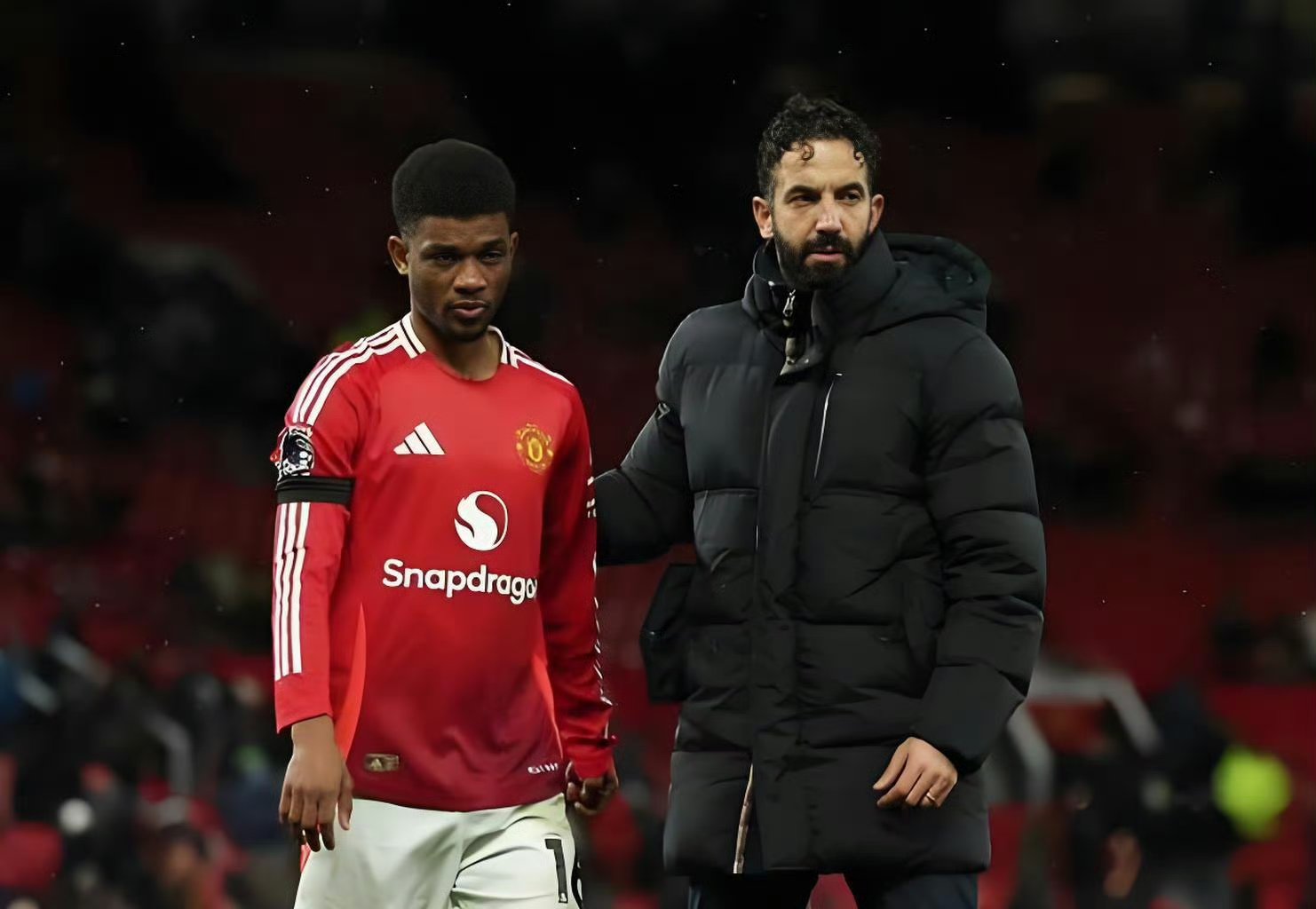 曼联铁闸受伤下场,球队压力倍增的简单介绍 曼联铁闸受伤下场,球队压力倍增的简单介绍