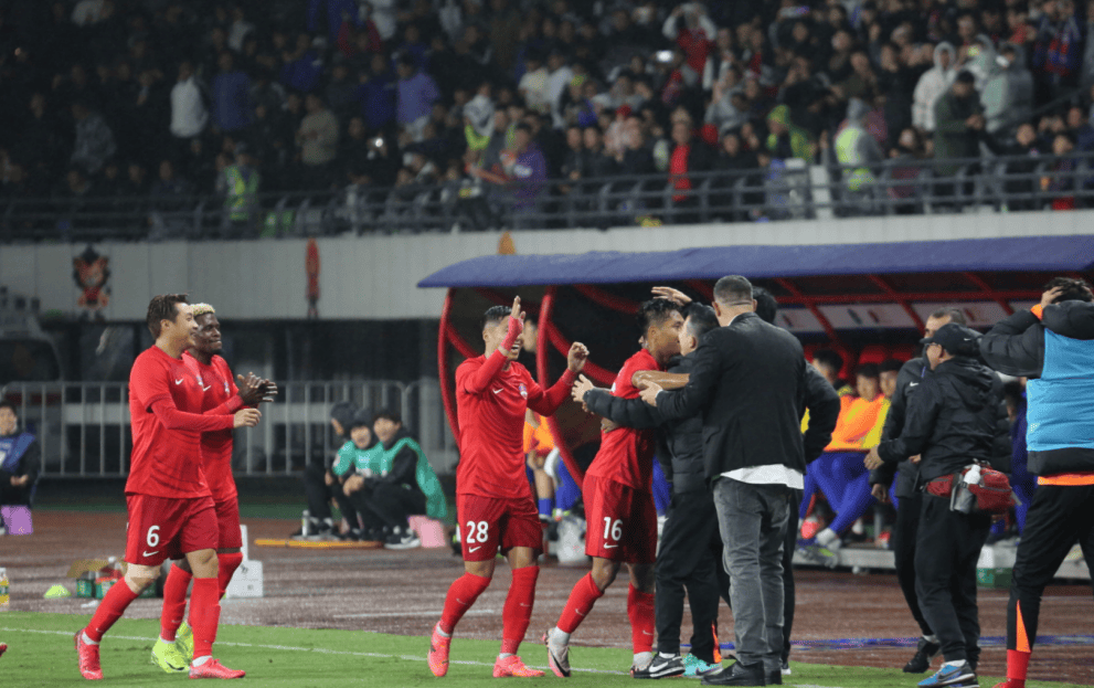 包含现场直击!球队实力展现收获认可的词条 包含现场直击!球队实力展现收获认可的词条