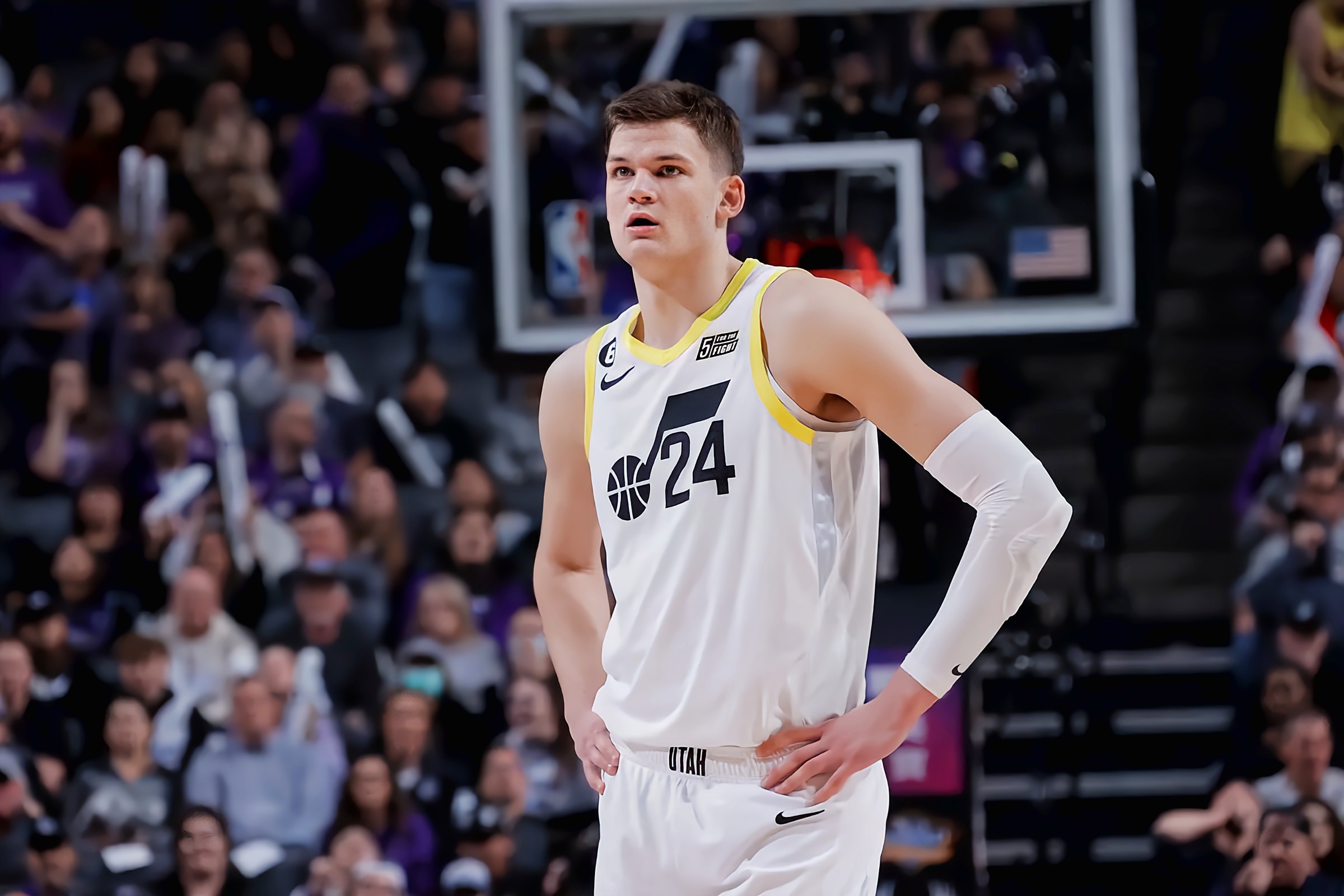 爵士队在比赛中展现出巨大的潜力和实力 爵士队在比赛中展现出巨大的潜力和实力