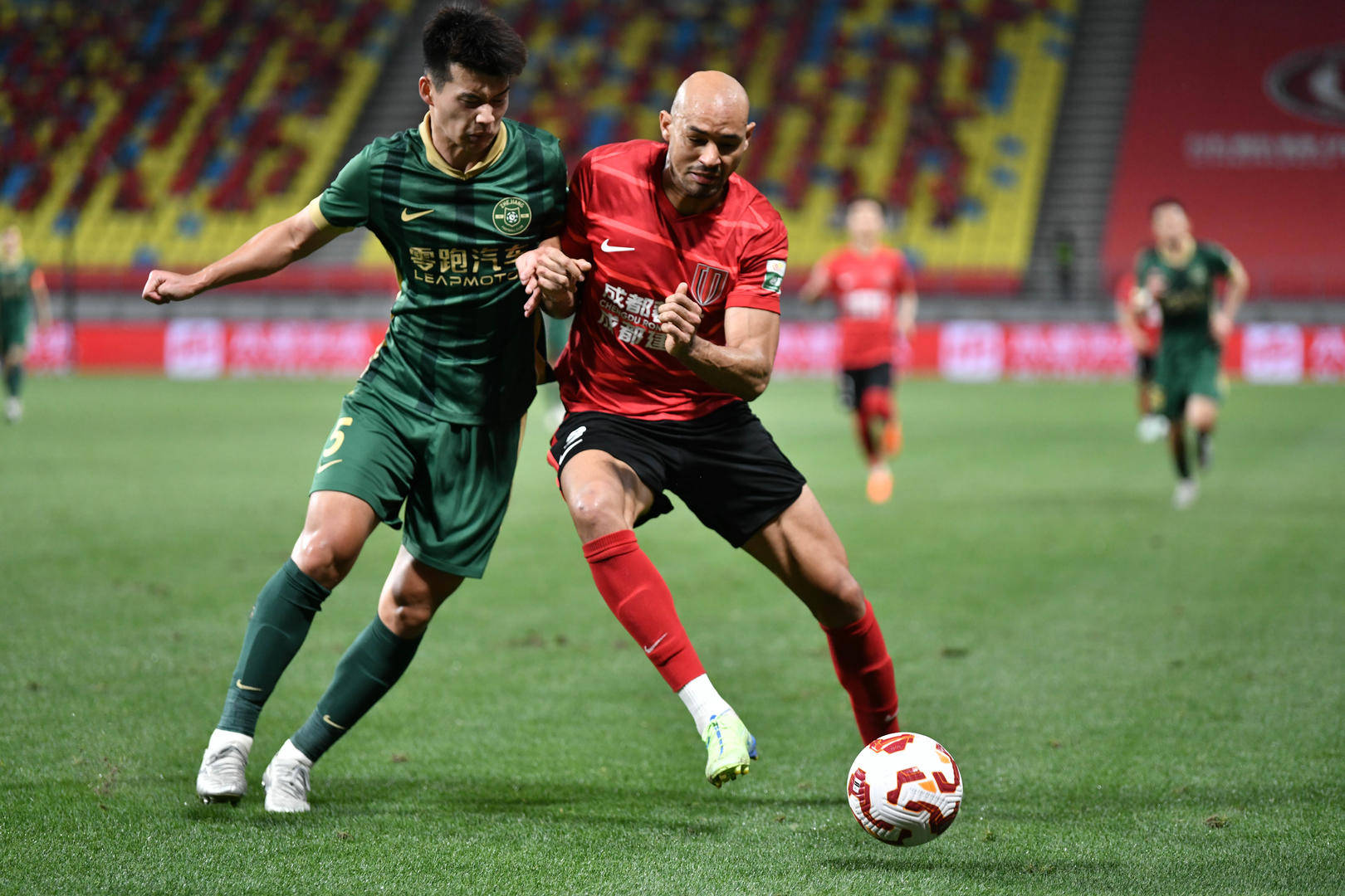 阿尔梅里亚客场大胜，豪取三分