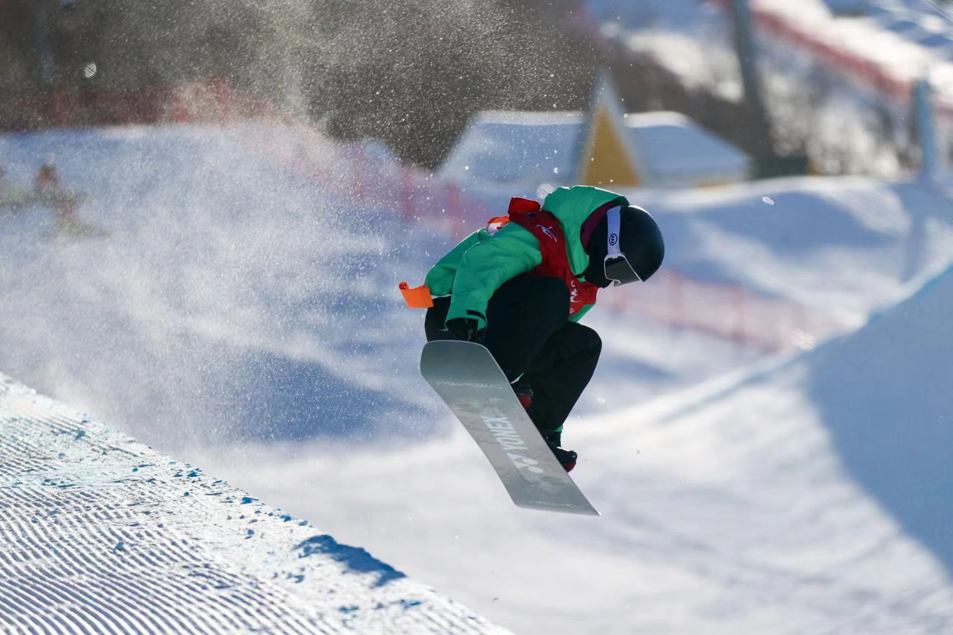 关于运动员备战精神饱满，争取好成绩的信息