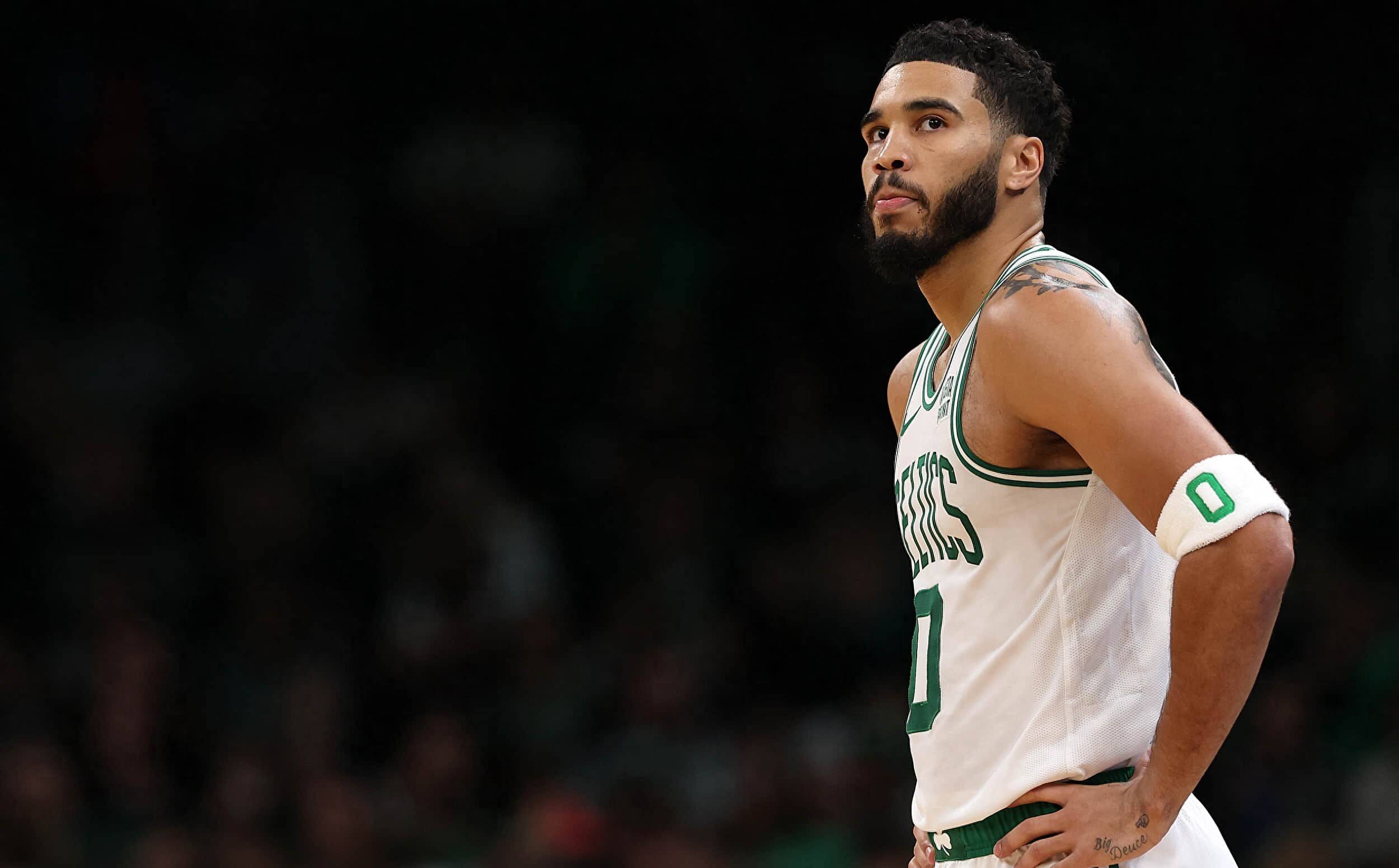 包含凯尔特人力图取胜！球迷全力支持备战的词条