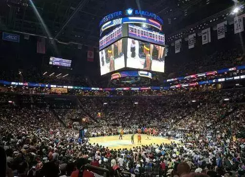 关于昔日传奇重返球场，全明星狂欢无限的信息