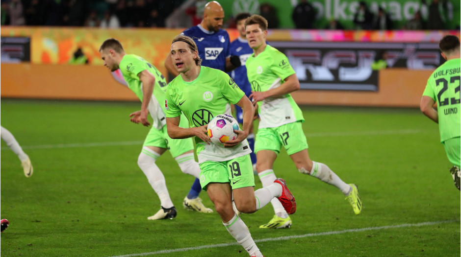 包含霍芬海姆客场取胜,继续追赶前四队伍的词条 包含霍芬海姆客场取胜,继续追赶前四队伍的词条