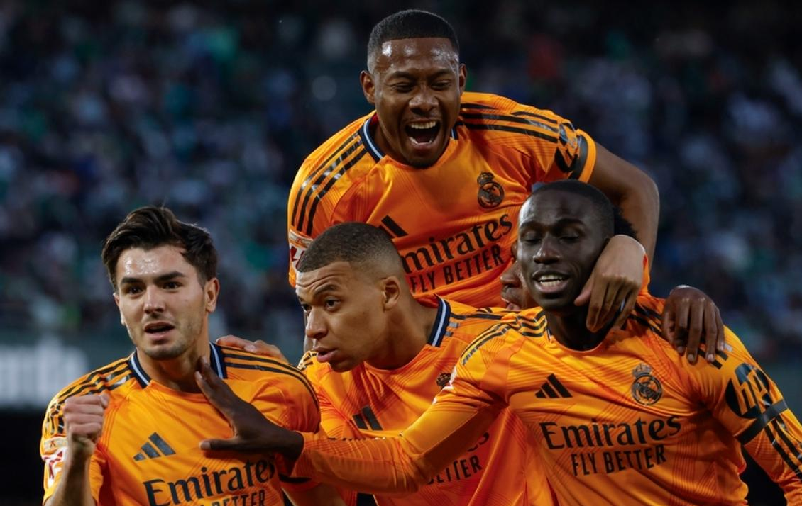 关于首发卢卡库连续场进球，皇马轻松击败对手的信息