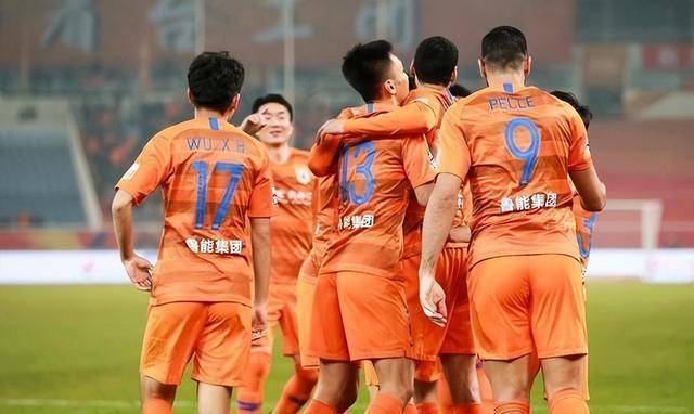 鲁能队球员个人技术表现犹如巧夺天工的简单介绍 鲁能队球员个人技术表现犹如巧夺天工的简单介绍