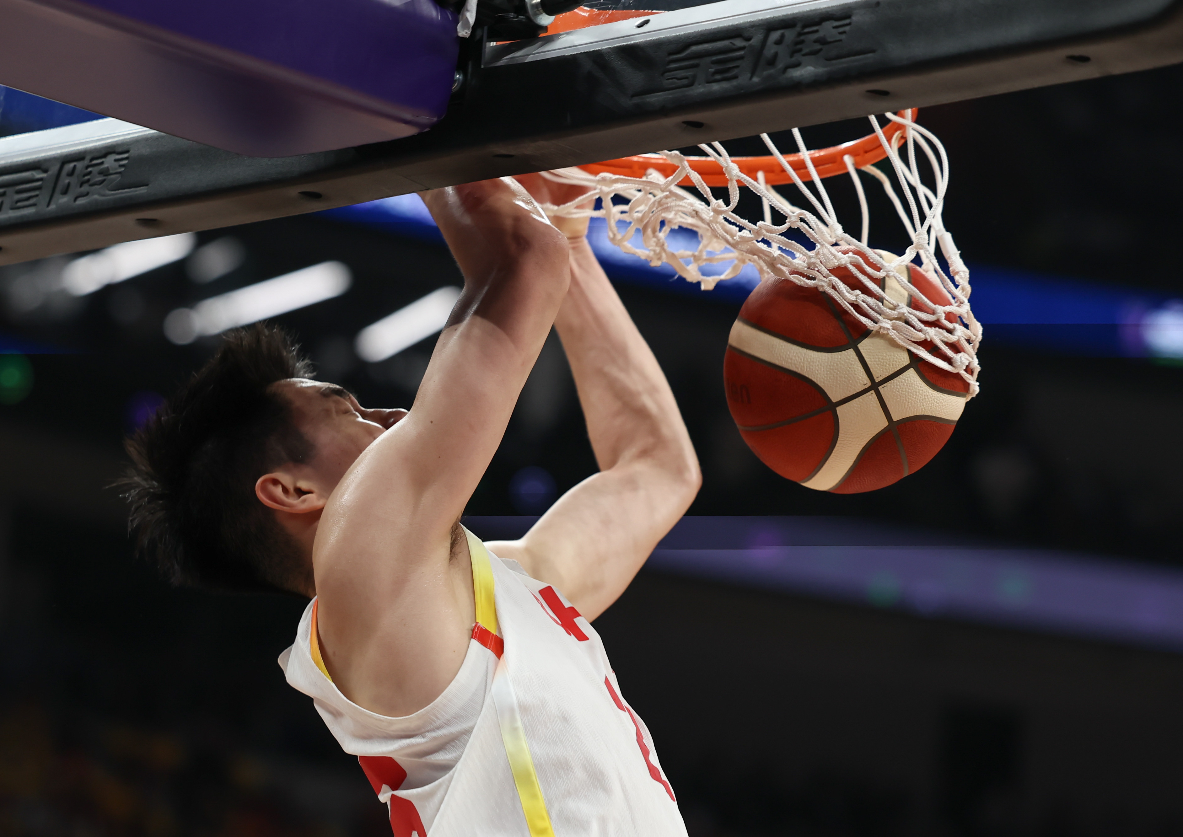 亚洲杯篮球赛事吸引全球视线