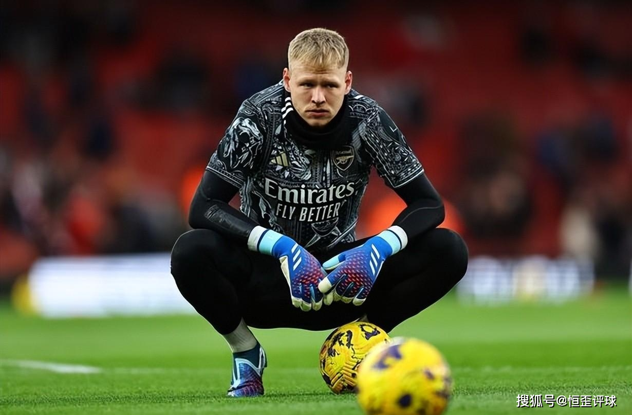 包含阿森纳球迷集体声援主帅，示威抗议中裁判判罚的词条