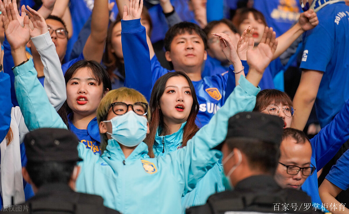 包含东亚联赛冠军诞生,球迷沸腾欢呼的词条 包含东亚联赛冠军诞生,球迷沸腾欢呼的词条