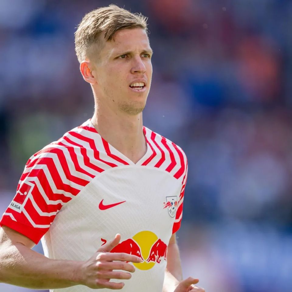 包含莱比锡红牛主场惨败，冲冠雄心受挫的词条