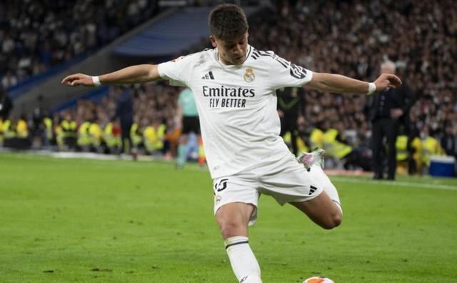 包含马洛卡客场逆转,拿下关键胜利的词条 包含马洛卡客场逆转,拿下关键胜利的词条