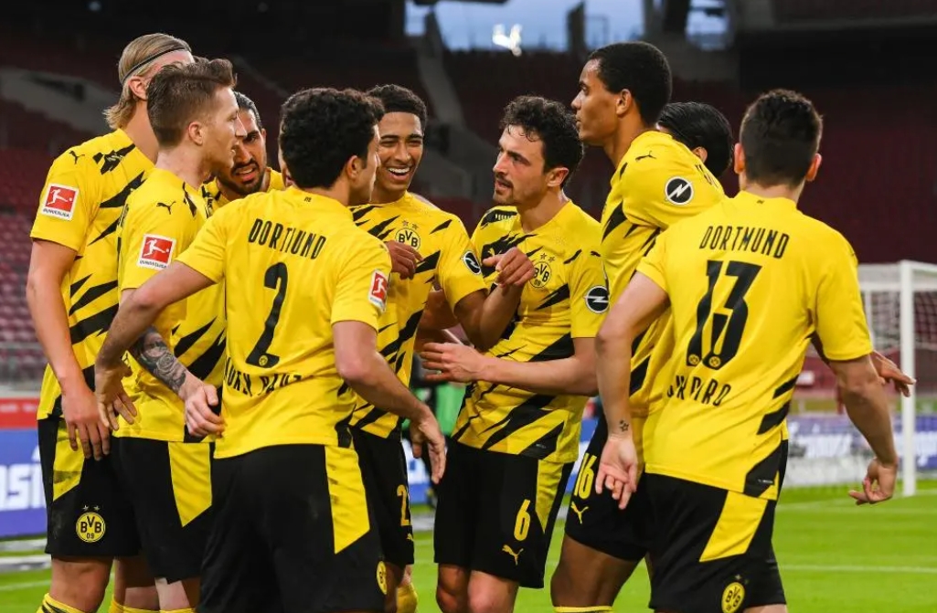 欧洲队伍发挥出色,斩获多面金牌 欧洲队伍发挥出色,斩获多面金牌