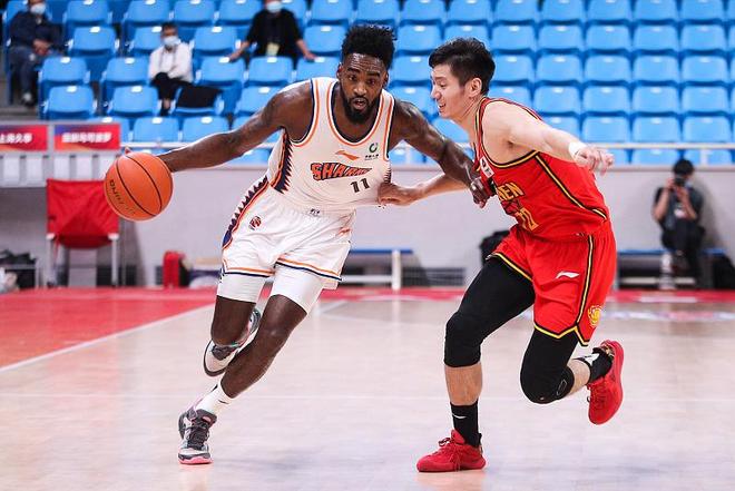 关于福利特伍德主场苦战,艰难避免连败的信息 关于福利特伍德主场苦战,艰难避免连败的信息