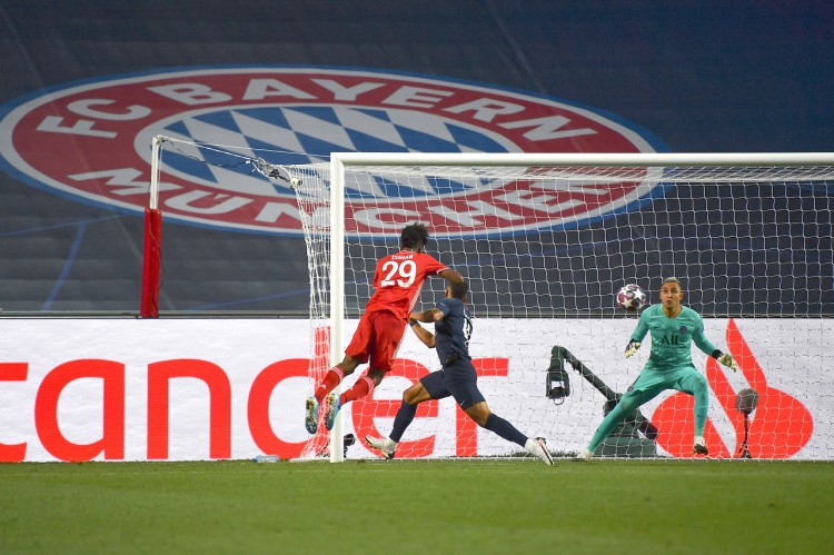 美国绝杀里昂，科曼关键制胜