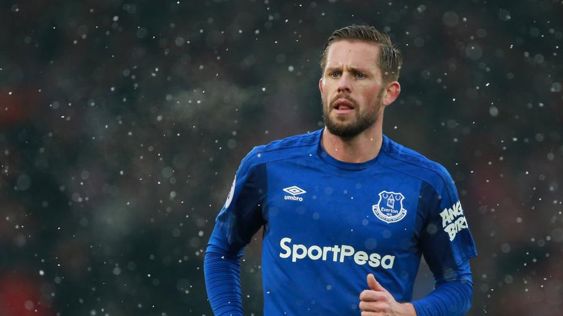 高原奇迹，恩佐独舞，玻利维亚轻取三狮军团