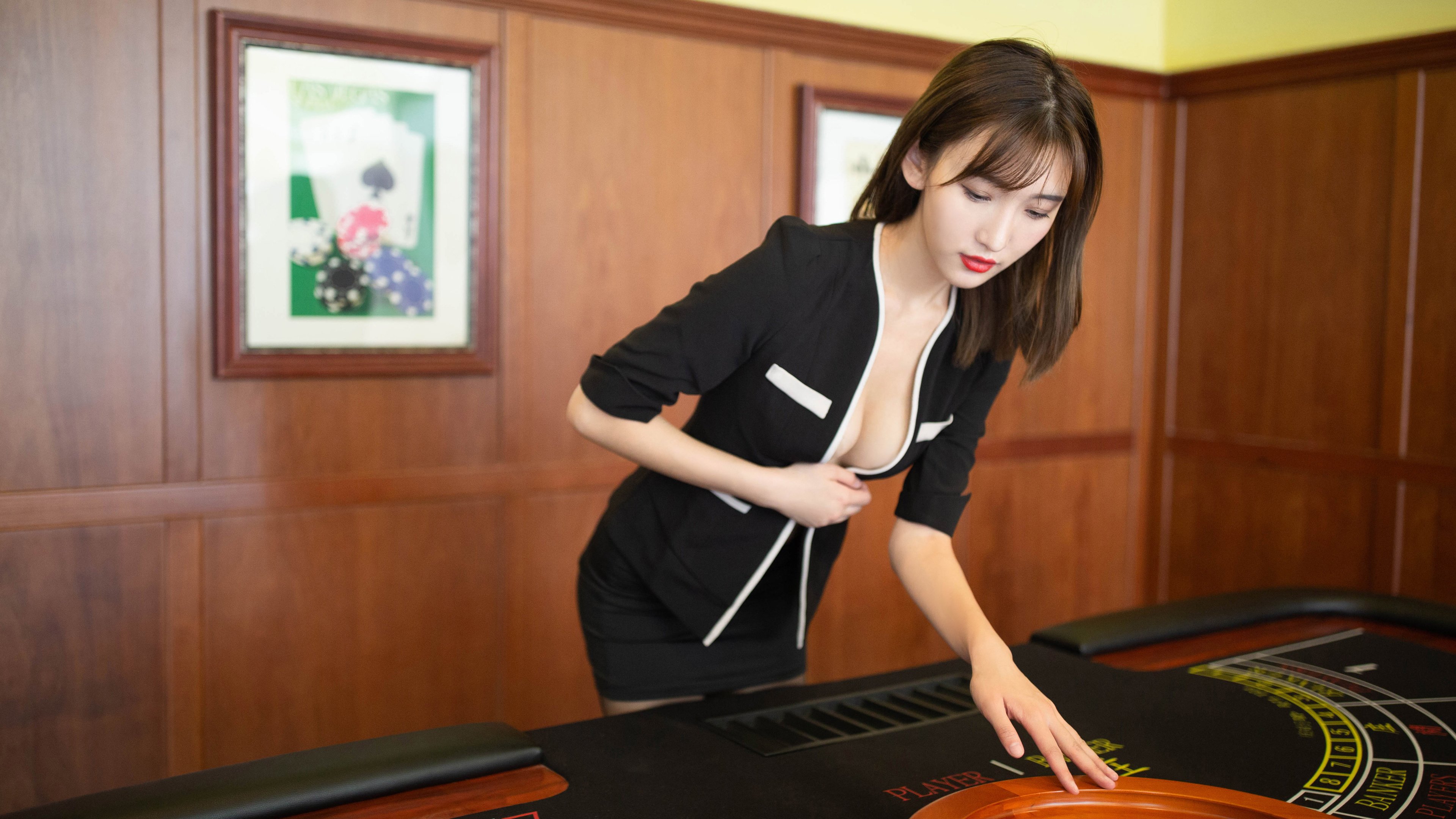 跨洋之战，当上海队的东方智慧收割76人，西亚卡姆的攻防转换如何被重新定义？