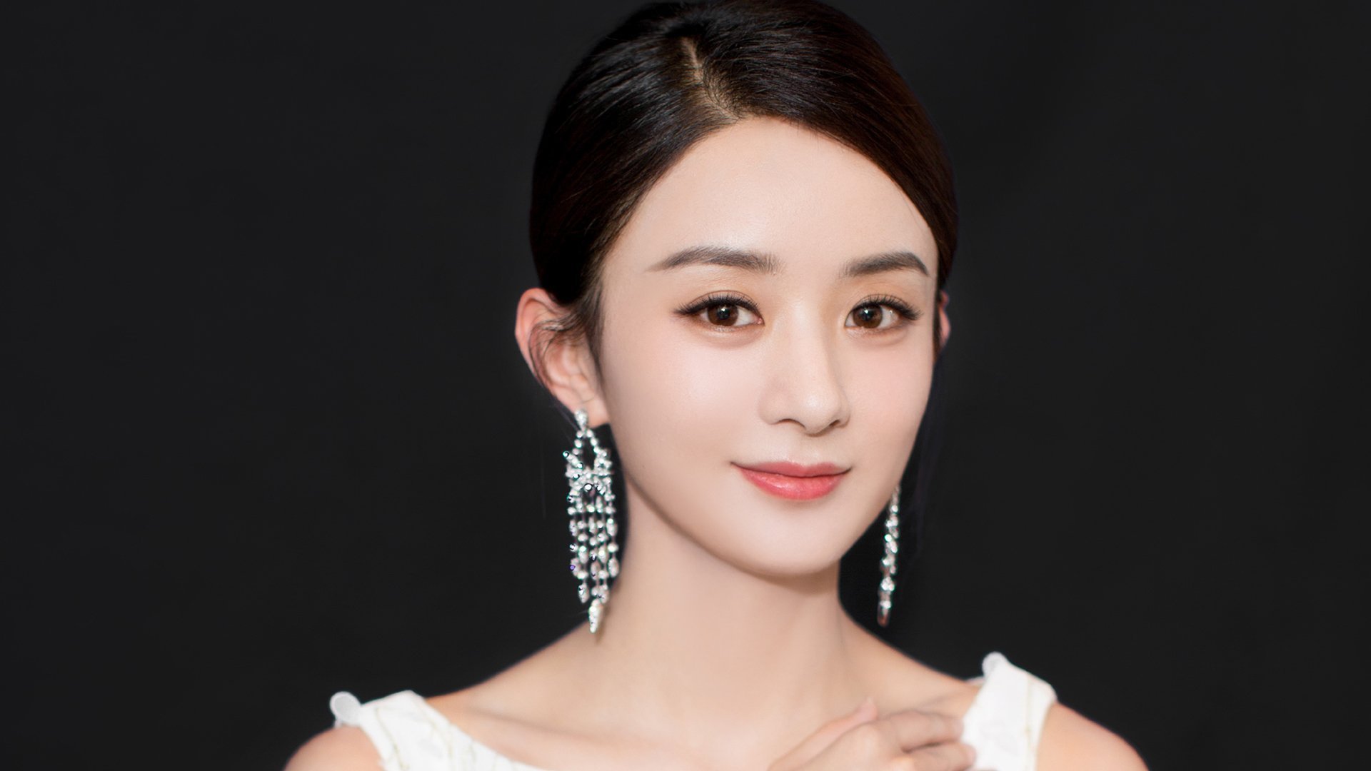 当东方铁骑收割密尔沃基雄鹿，年度焦点战背后的篮球文明对话