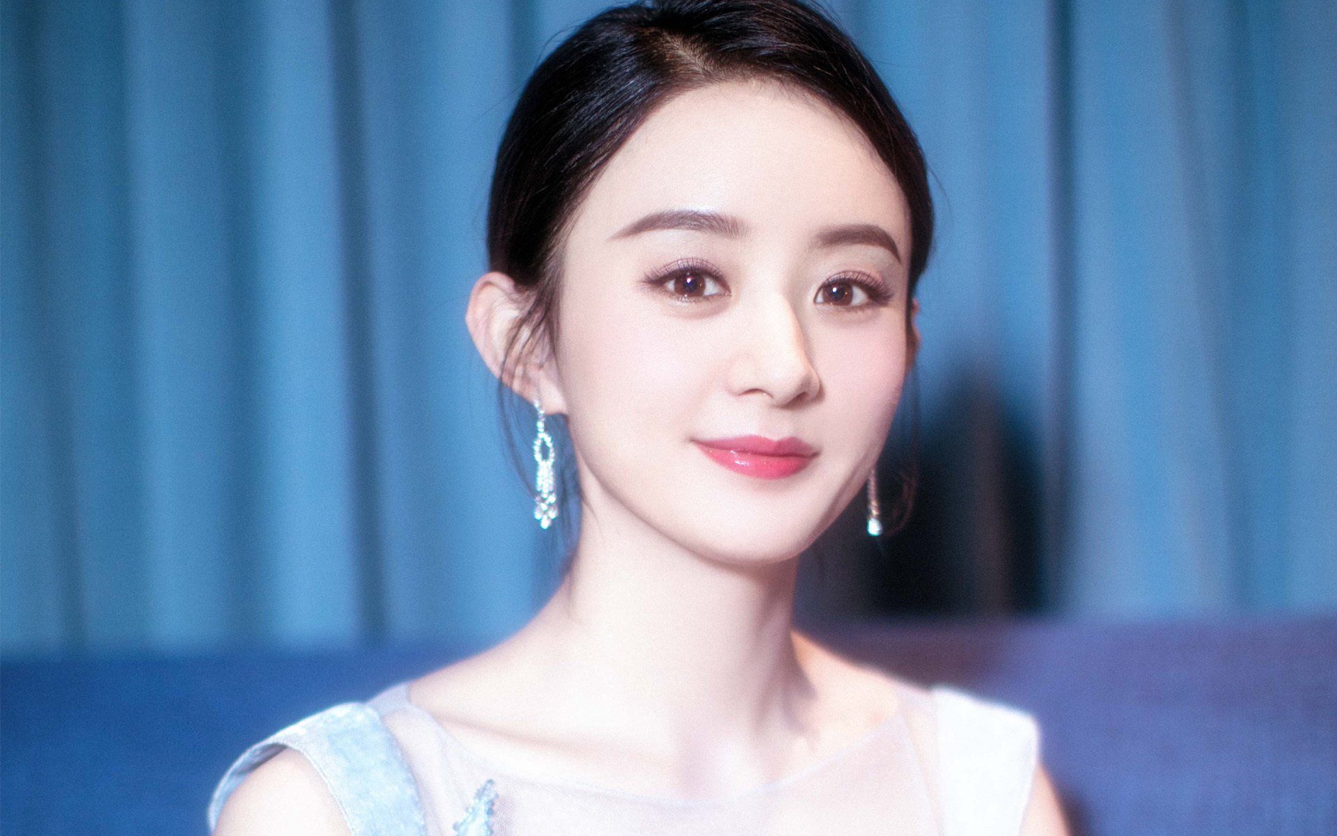 苏亚雷斯关键先生光芒四射，摩纳哥友谊赛粉碎喀麦隆